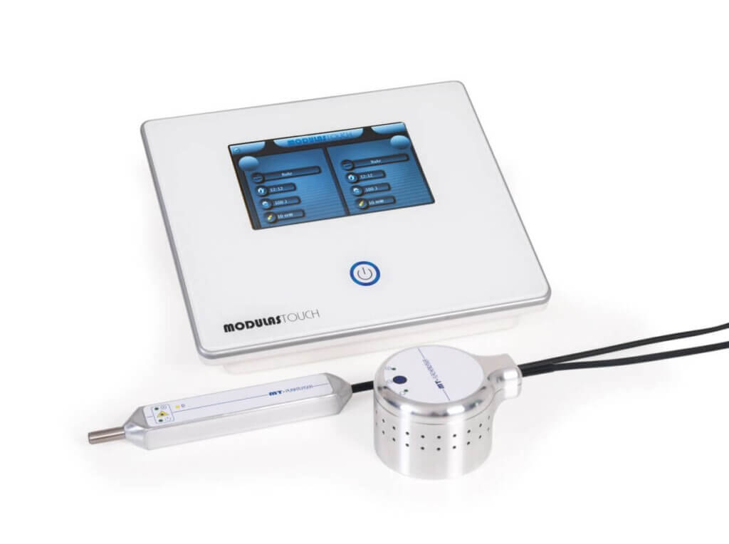 Lasertherapie-System Modulas Touch mit Flächenapplikator (Laserdusche) und Punktapplikator für Akupunktur und Flächenbehandlung